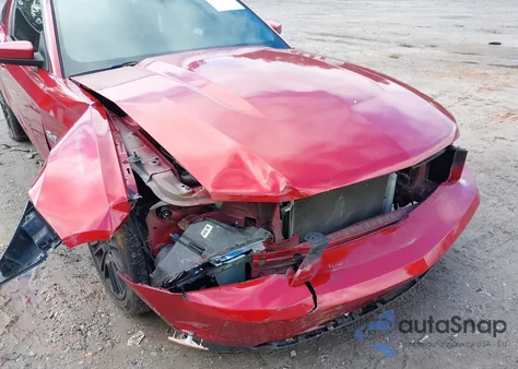 2012 Ford Mustang Gt Premium z USA, uszkodzony, nr VIN 1ZVBP8CF5C5262037